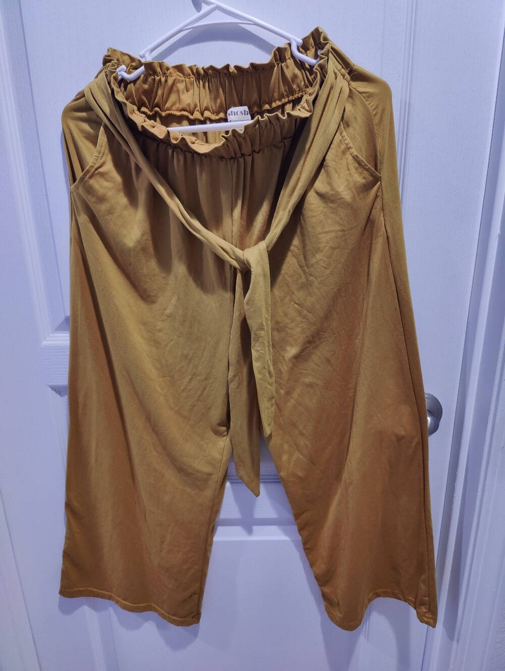 Mustard Yellow Cropped Stretch Pants